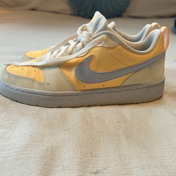 Nike Court Borrow Low Top - Picture 1 of 6